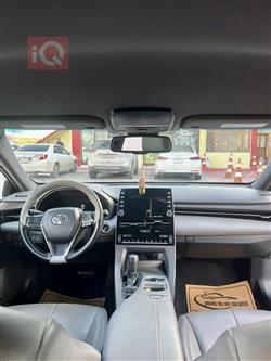 تويوتا أفالون